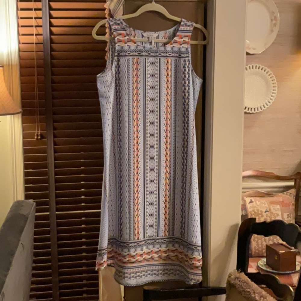 Wonderful ZOZO dress.  Great colors, style, and fabric is perfect.